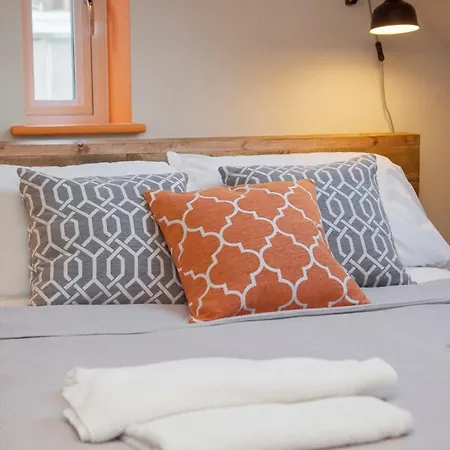 Casa de Férias Higgihaus #3b 4 Bed Monday - Friday Whole House